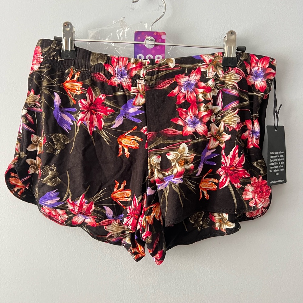Size M Michael Lauren Black Floral Short